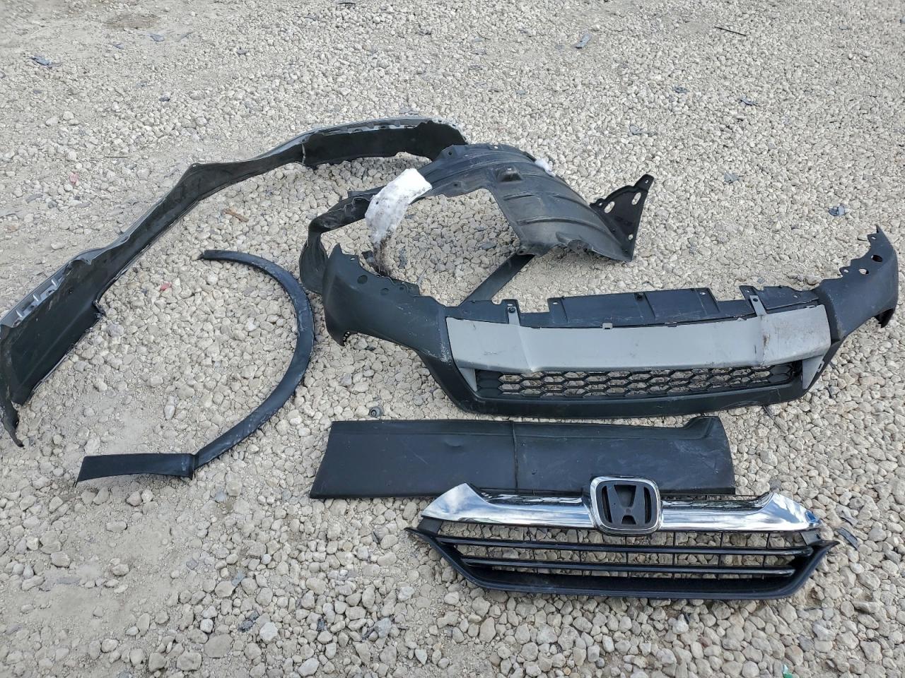 2019 Honda Cr-V Lx VIN: 2HKRW5H38KH411900 Lot: 95330885