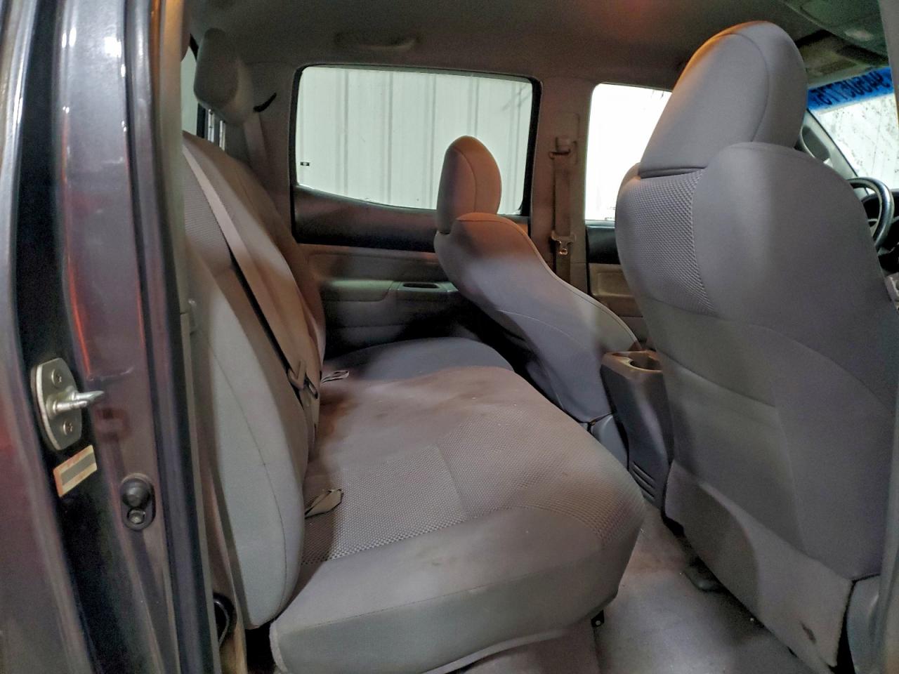 2011 Toyota Tacoma Double Cab VIN: 3TMLU4EN6BM056831 Lot: 94505775