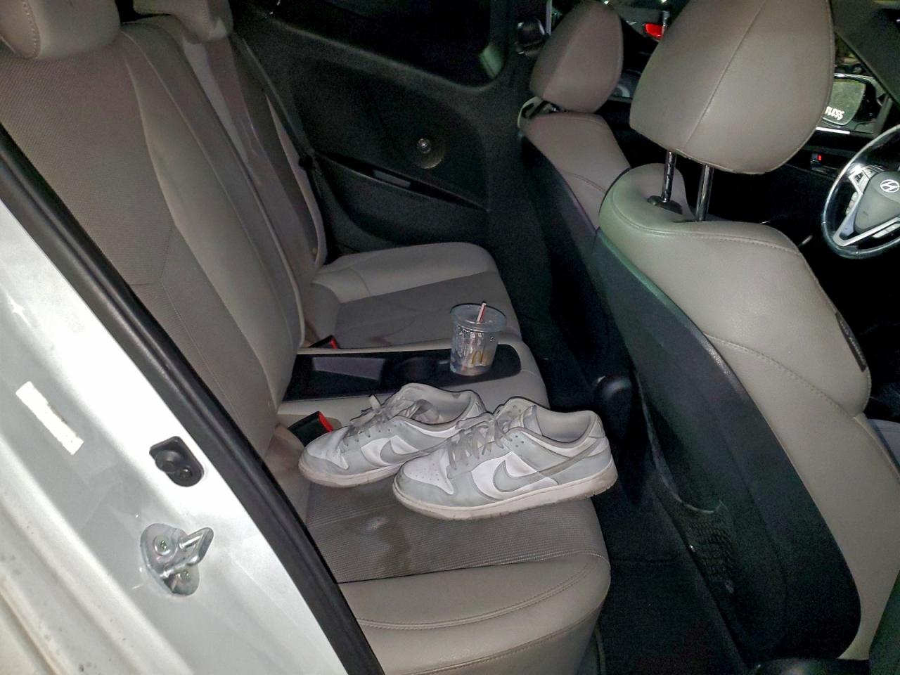 2013 Hyundai Veloster VIN: KMHTC6AD0DU157482 Lot: 95796345