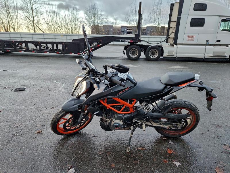 2022 KTM 390 DUKE  
