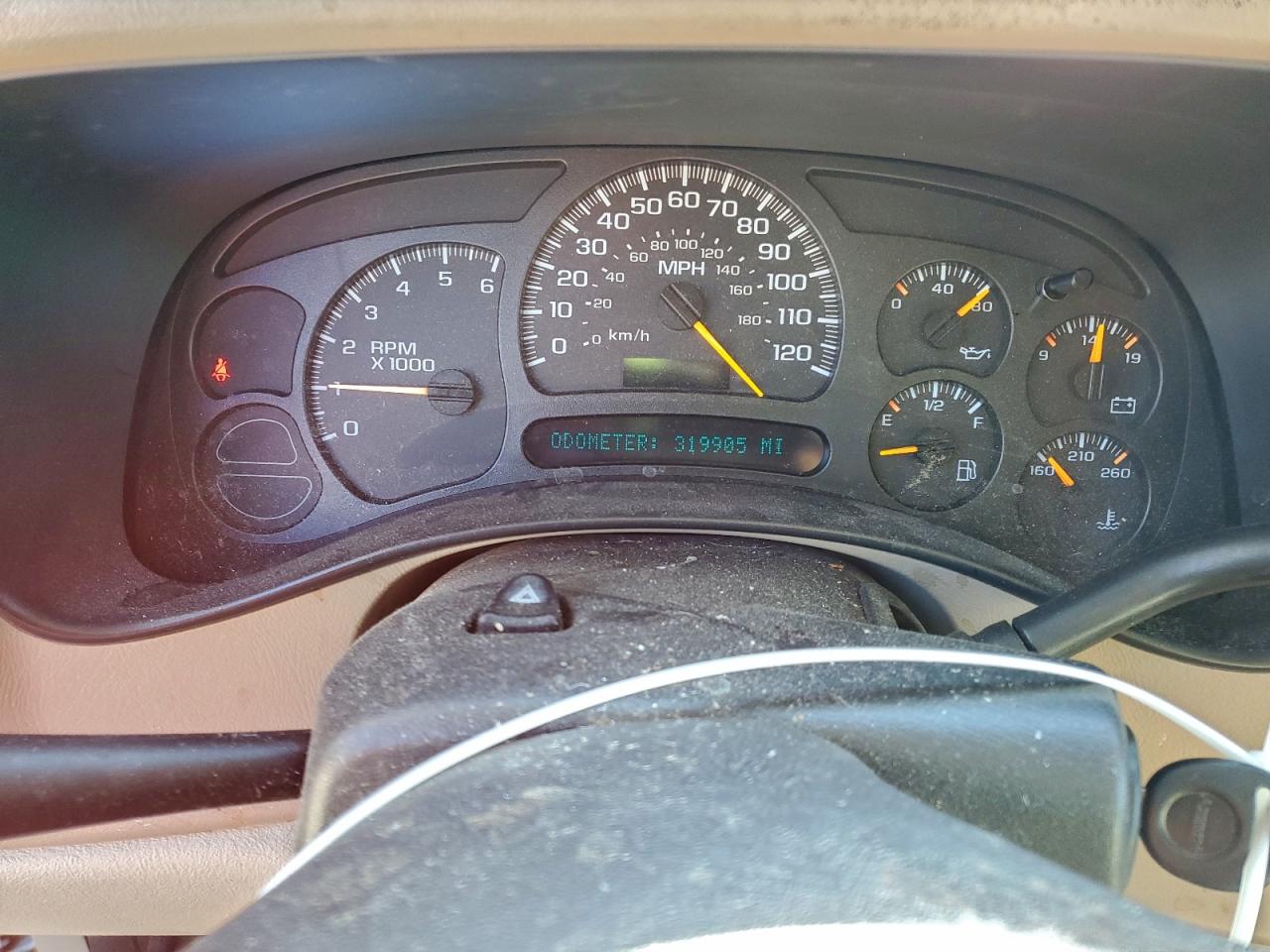 2005 GMC Yukon VIN: 1GKEC13T85J141722 Lot: 97278925