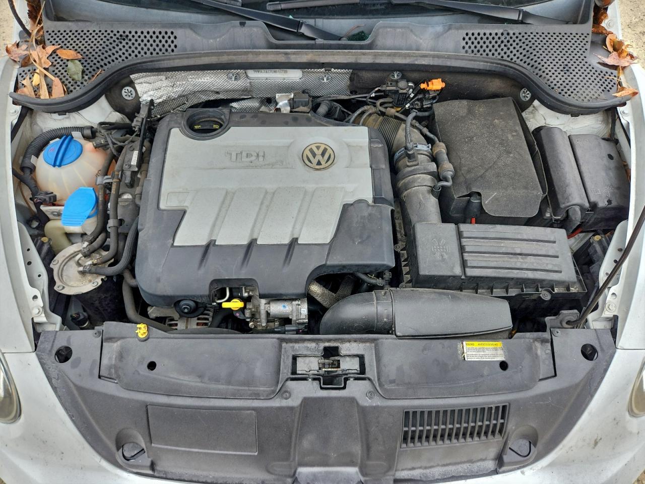 2014 Volkswagen Beetle VIN: 3VW5L7AT7EM818728 Lot: 95842295