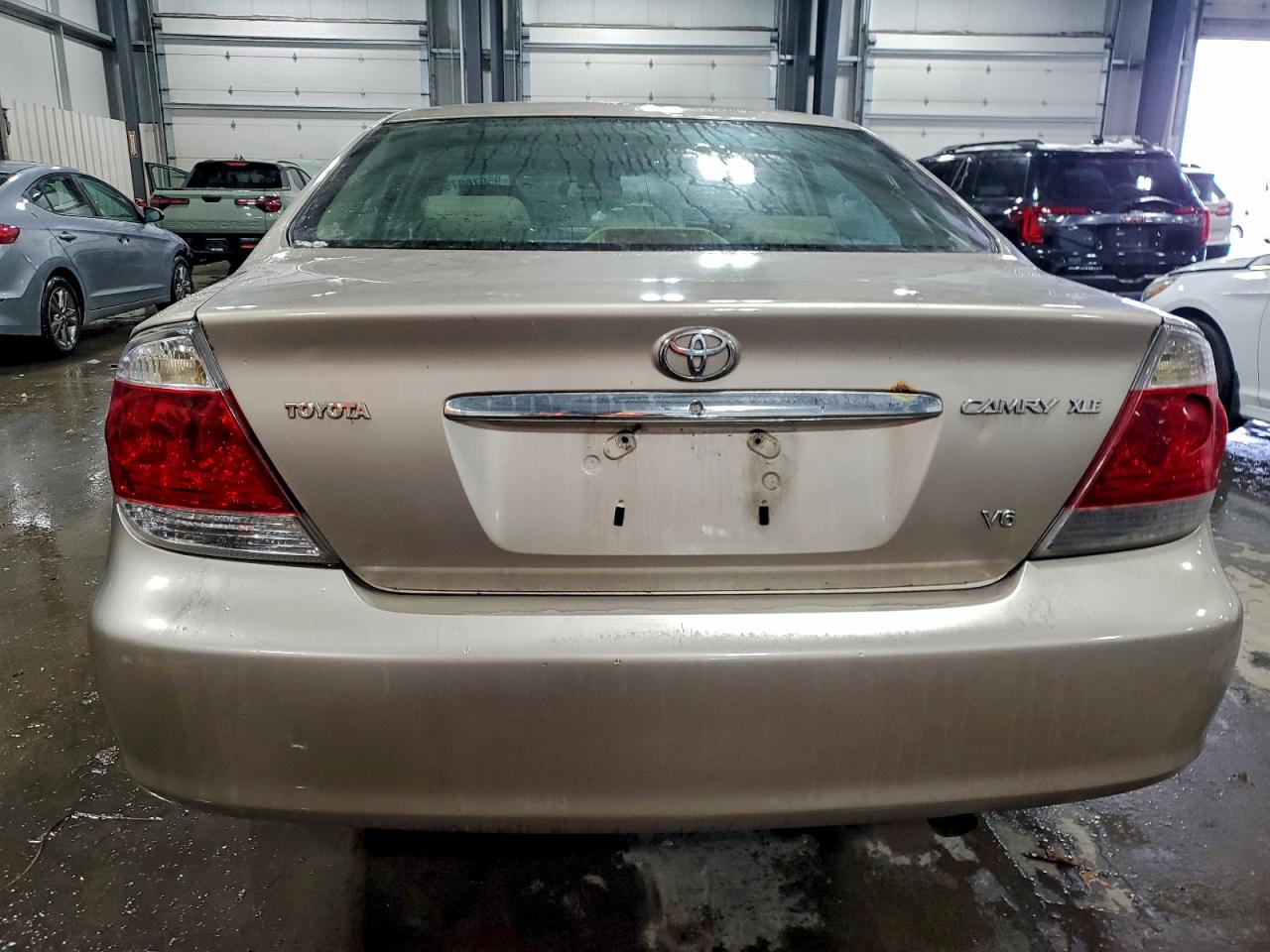 2005 Toyota Camry Le VIN: JTDBF30K950164025 Lot: 95076375