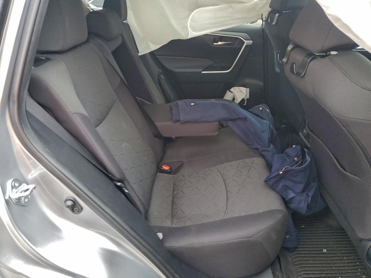 2021 Toyota Rav4 Xle VIN: 2T3P1RFV5MC192845 Lot: 95439765