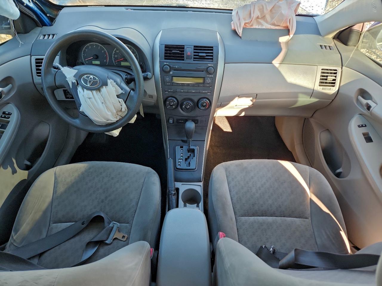 2009 Toyota Corolla Base VIN: JTDBL40EX9J032819 Lot: 94695815