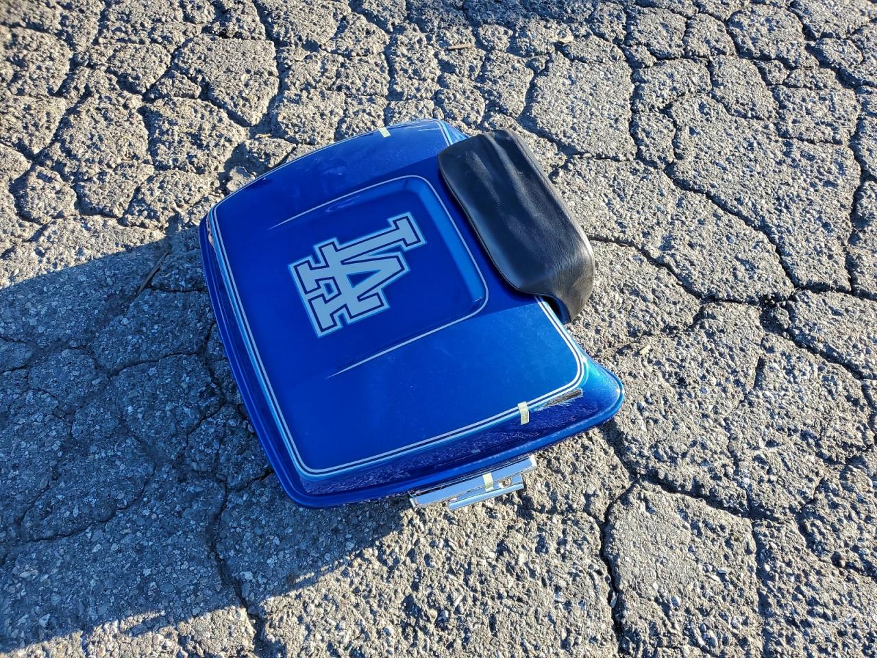 2018 Harley-Davidson Flhr Road King VIN: 1HD1FBC10JB682367 Lot: 94369875