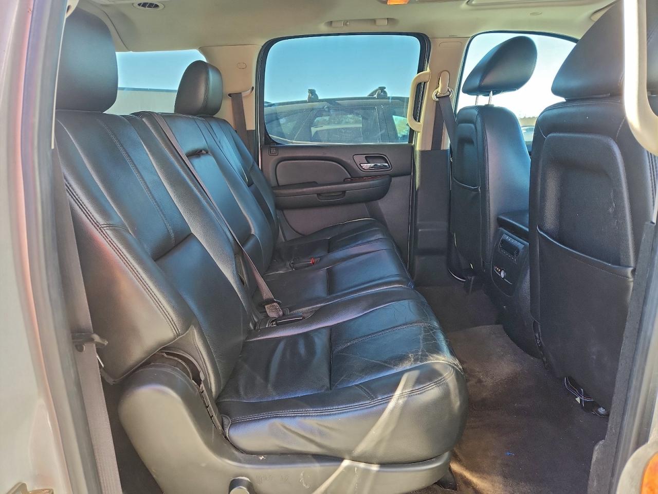 2013 Chevrolet Suburban C1500 Lt VIN: 1GNSCJE04DR121170 Lot: 97178065