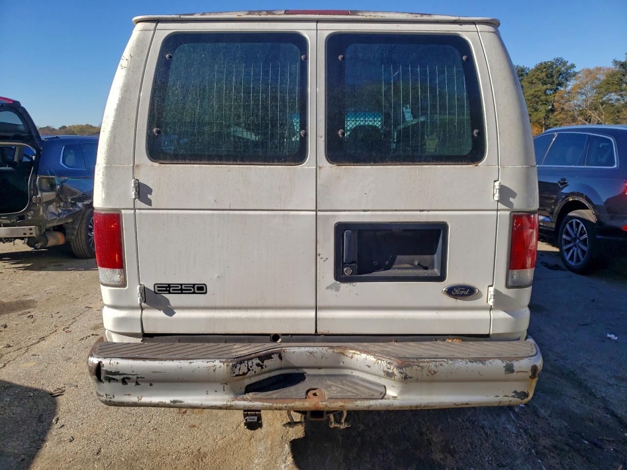 2000 Ford Econoline E250 Van VIN: 1FTNE24L3YHA19226 Lot: 96314245