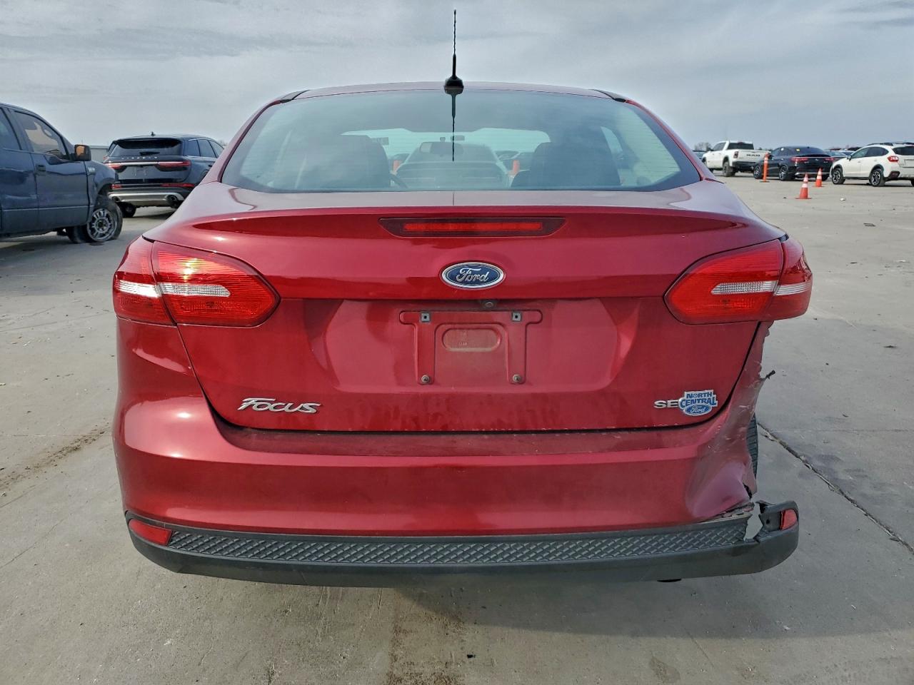 2017 Ford Focus Se VIN: 1FADP3F2XHL244262 Lot: 95838355