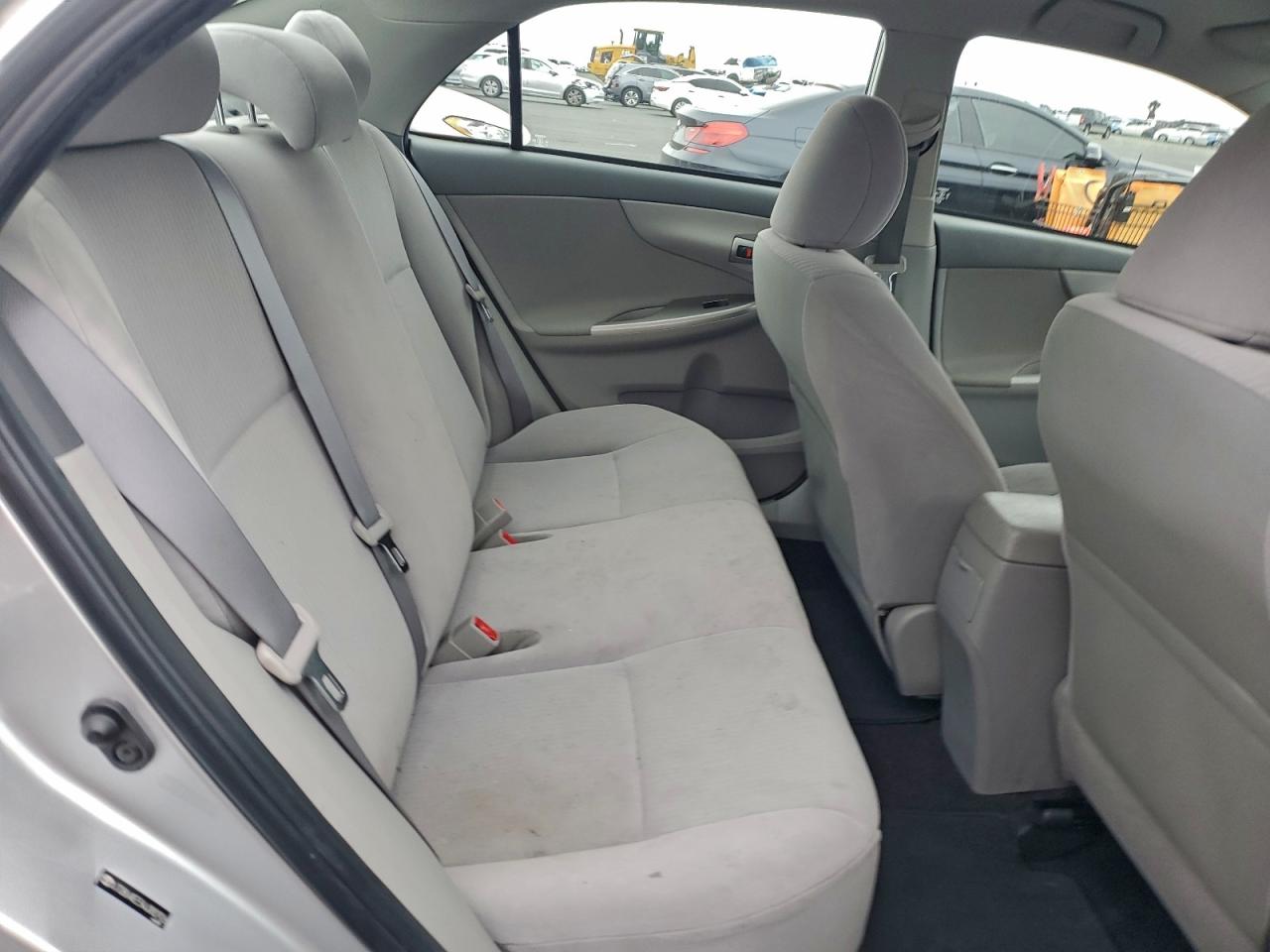 2010 Toyota Corolla Base VIN: JTDBU4EE5AJ082926 Lot: 94351085