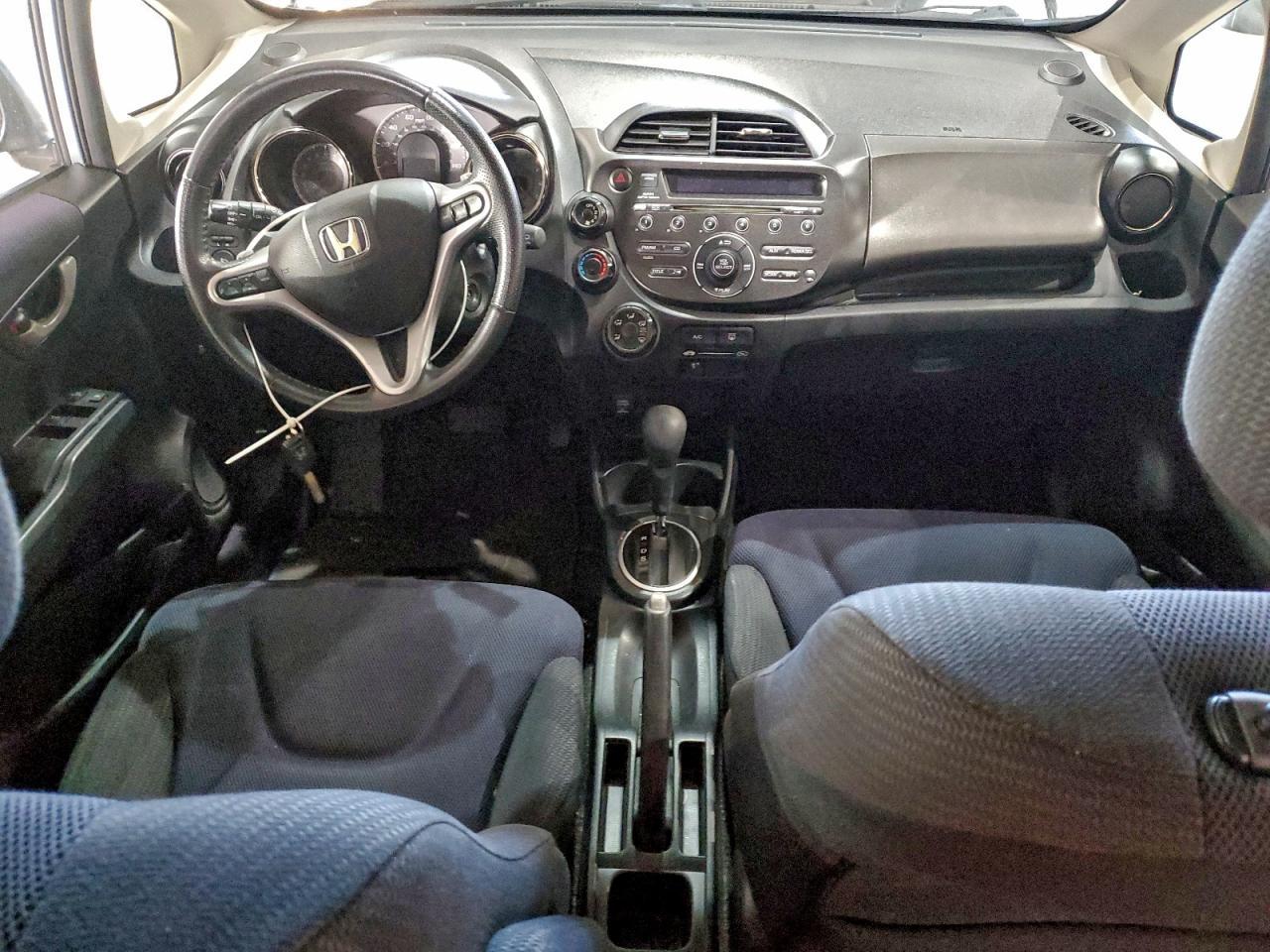 2013 Honda Fit Sport VIN: JHMGE8H50DC008830 Lot: 94870375