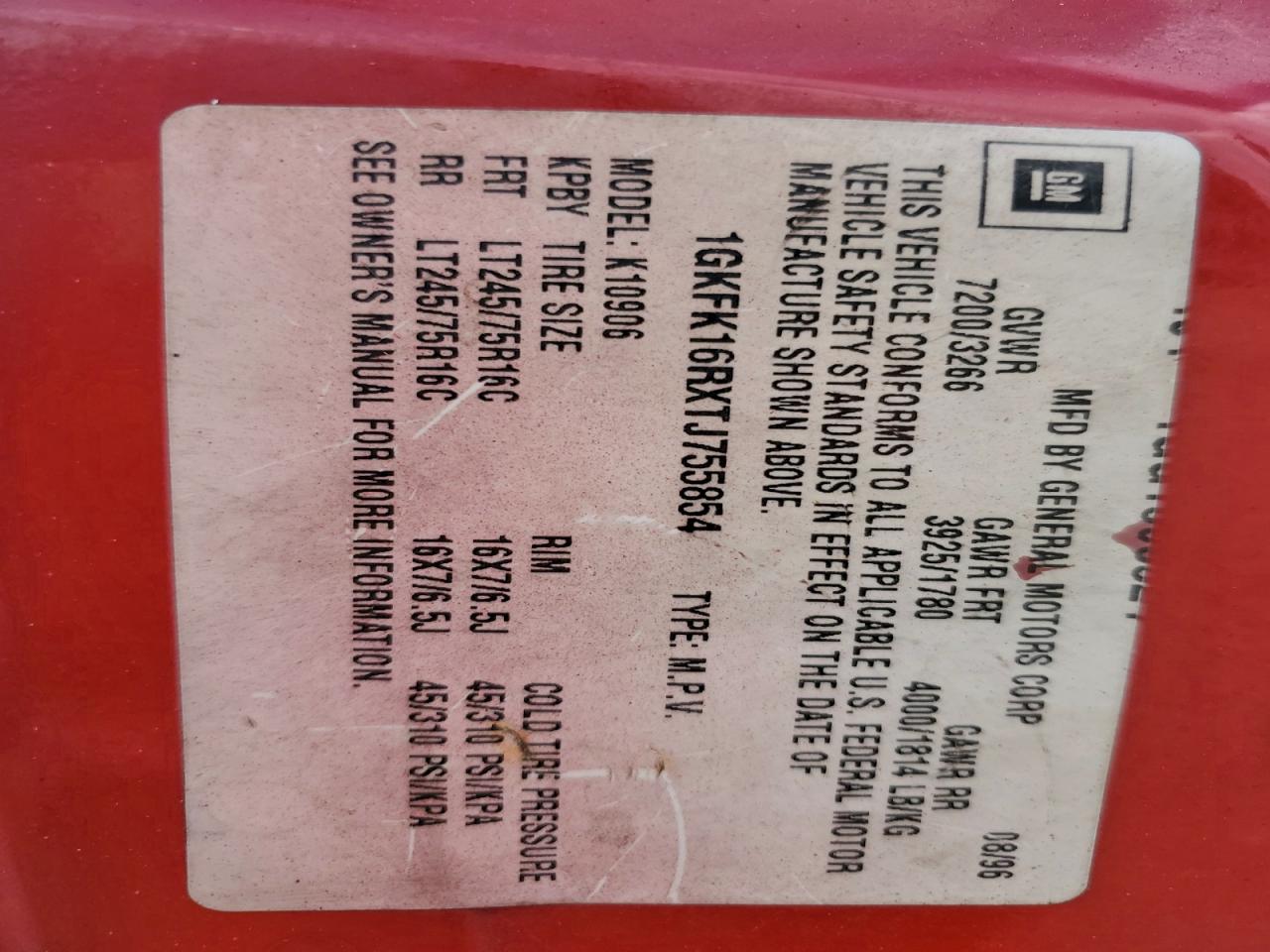 1996 GMC Suburban K1500 VIN: 1GKFK16RXTJ755854 Lot: 93988575