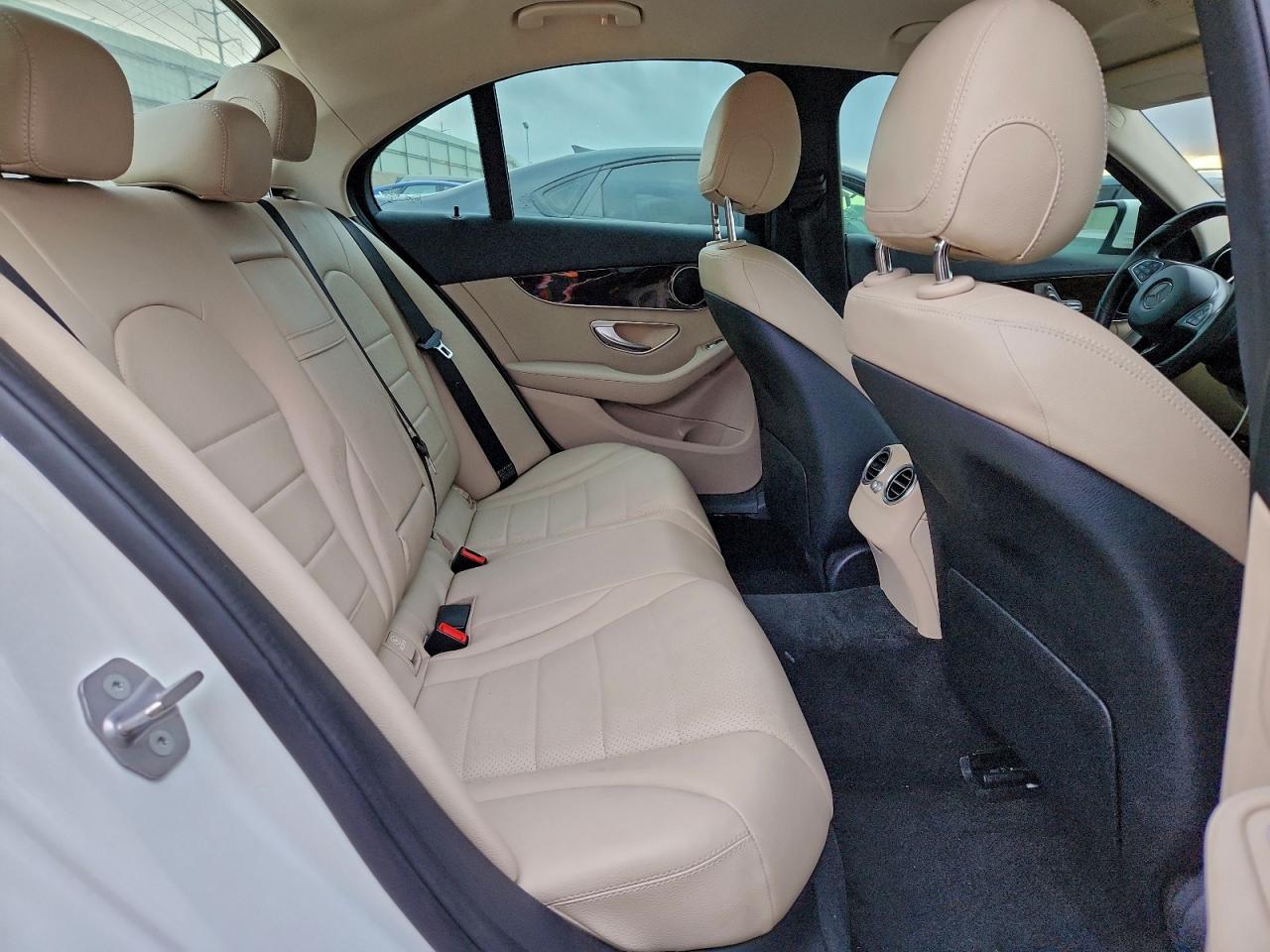 2017 Mercedes-Benz C 300 VIN: 55SWF4JB0HU189860 Lot: 94455385