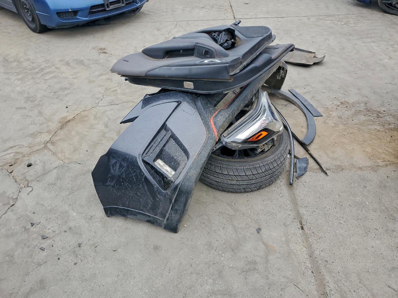 2022 Subaru Forester Sport VIN: JF2SKAJC7NH411035 Lot: 95970145