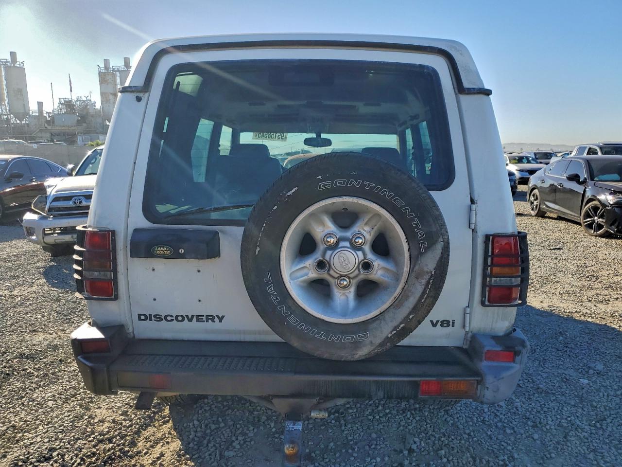1998 Land Rover Discovery VIN: SALJY1249WA768574 Lot: 95158545