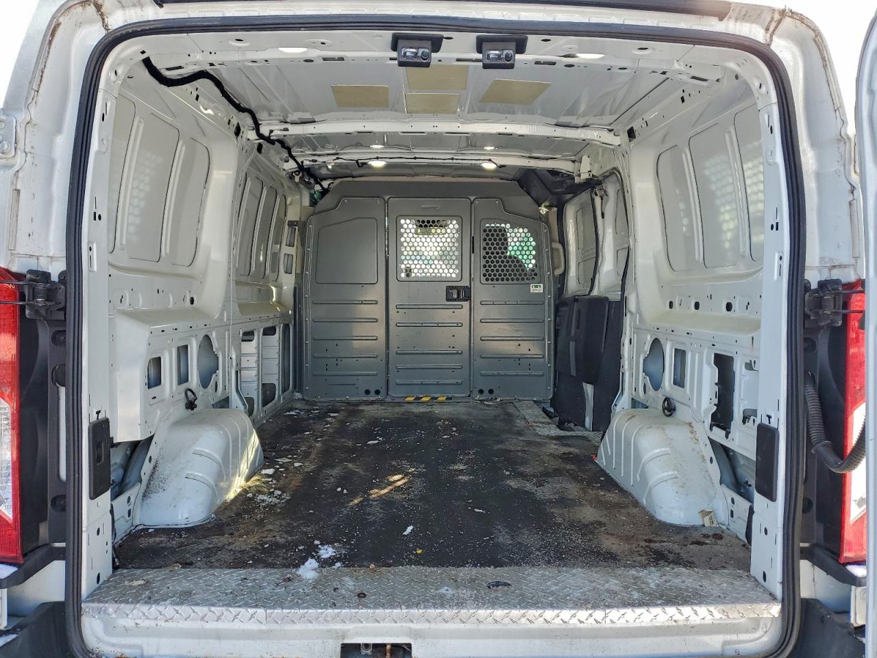 2019 Ford Transit 150 Delivery Van VIN: 1FTYE1ZM6KKA41353 Lot: 92489875