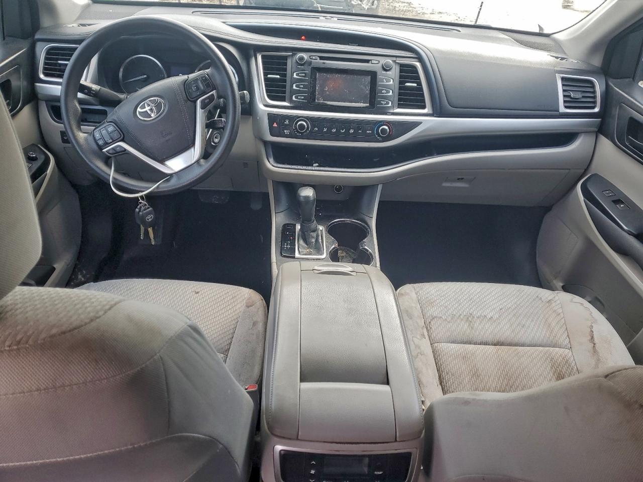 2015 Toyota Highlander Le VIN: 5TDZKRFH0FS111365 Lot: 95277335