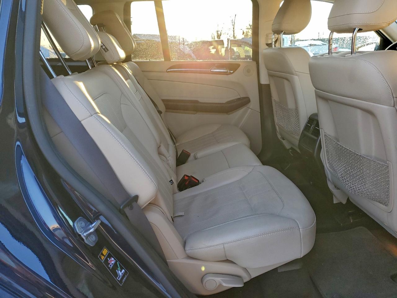 Фото: 4JGDF6EE9KB226712