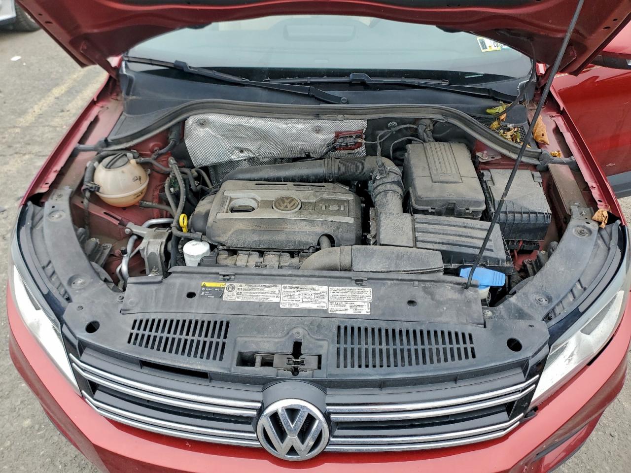 2016 Volkswagen Tiguan S VIN: WVGBV7AX4GW079612 Lot: 95854605