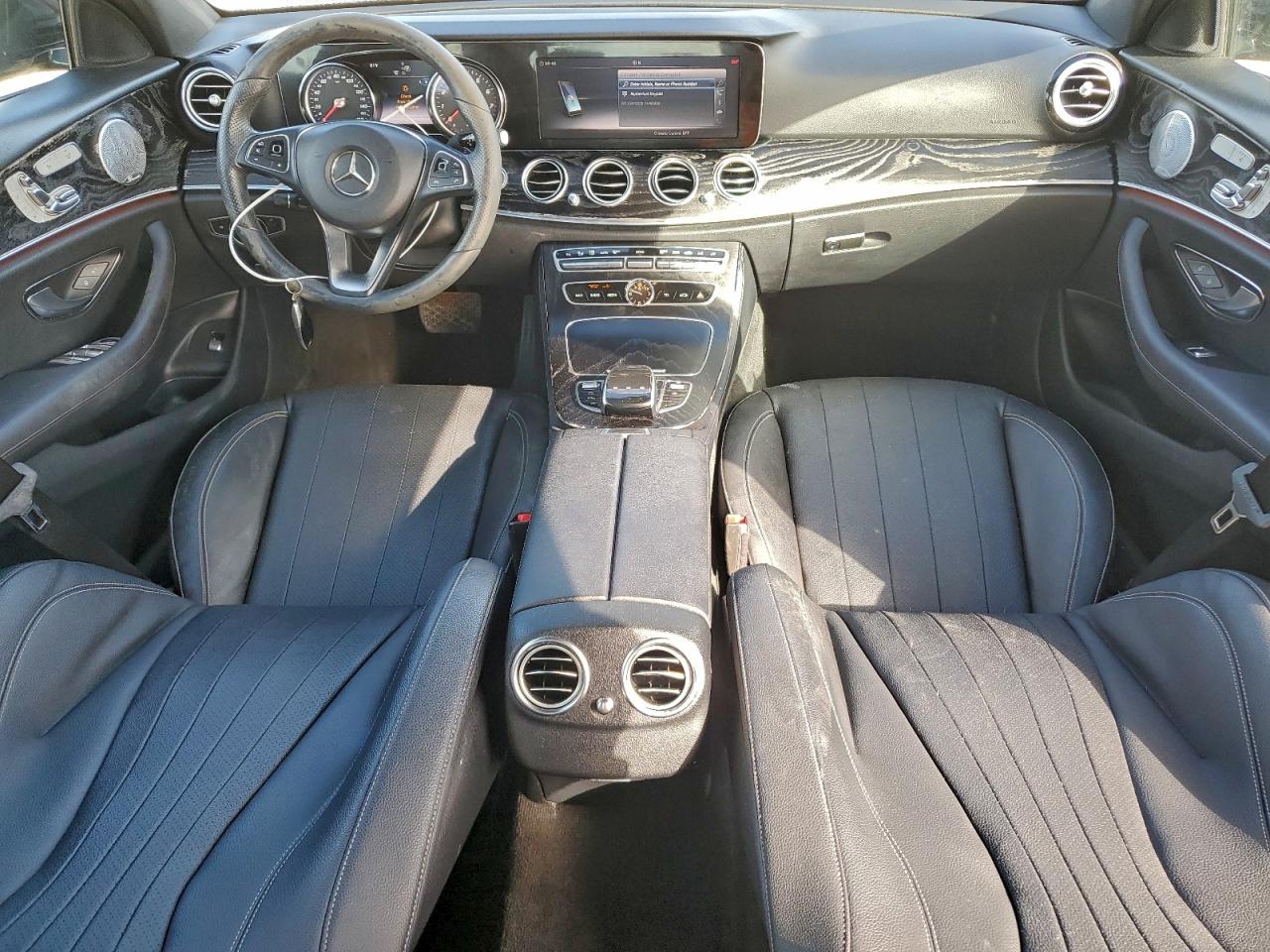 2018 Mercedes-Benz E 300 VIN: WDDZF4JB1JA483514 Lot: 94494655