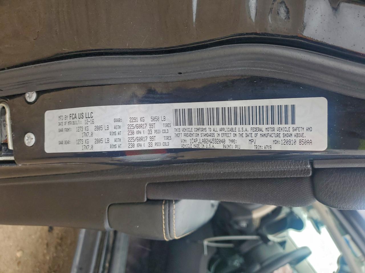 2017 Jeep Cherokee Sport VIN: 1C4PJLAB2HW592040 Lot: 97469715