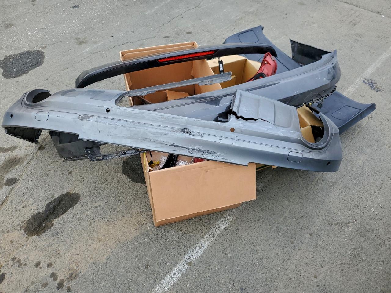 2013 Audi Q7 Premium Plus VIN: WA1LGAFE1DD004097 Lot: 95960875