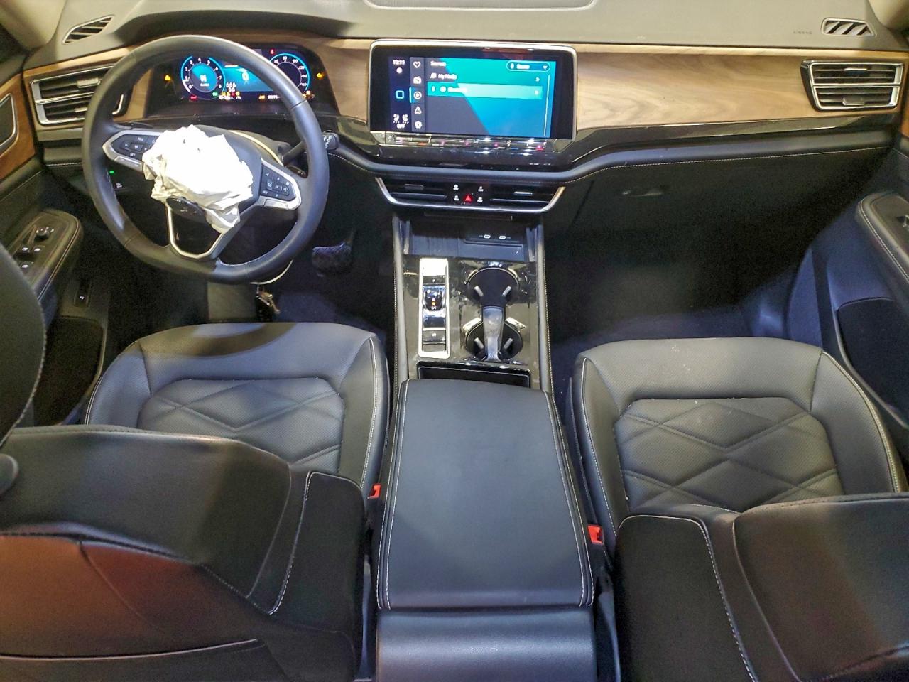 Фото: 1V2HR2CA7SC503159