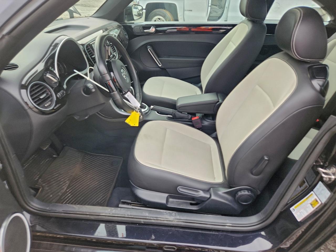 2019 Volkswagen Beetle Se VIN: 3VWJD7AT2KM719645 Lot: 94951935