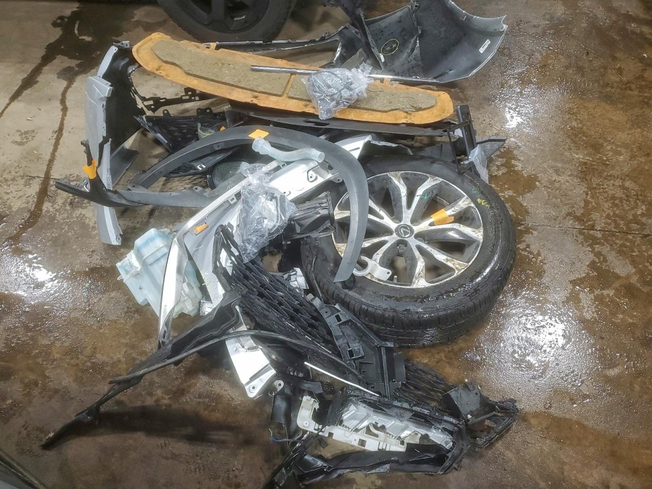 2015 Lexus Nx 200T VIN: JTJBARBZ0F2023391 Lot: 95632595