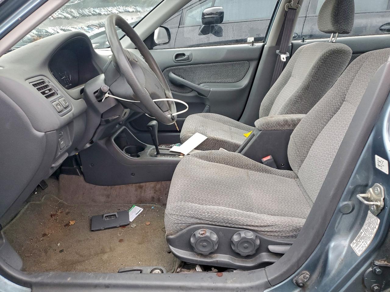 2000 Honda Civic Lx VIN: 1HGEJ6673YL038635 Lot: 91944555