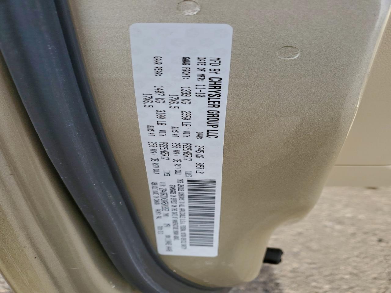 2010 Chrysler Town & Country Limited VIN: 2A4RR7DX3AR501852 Lot: 95120955