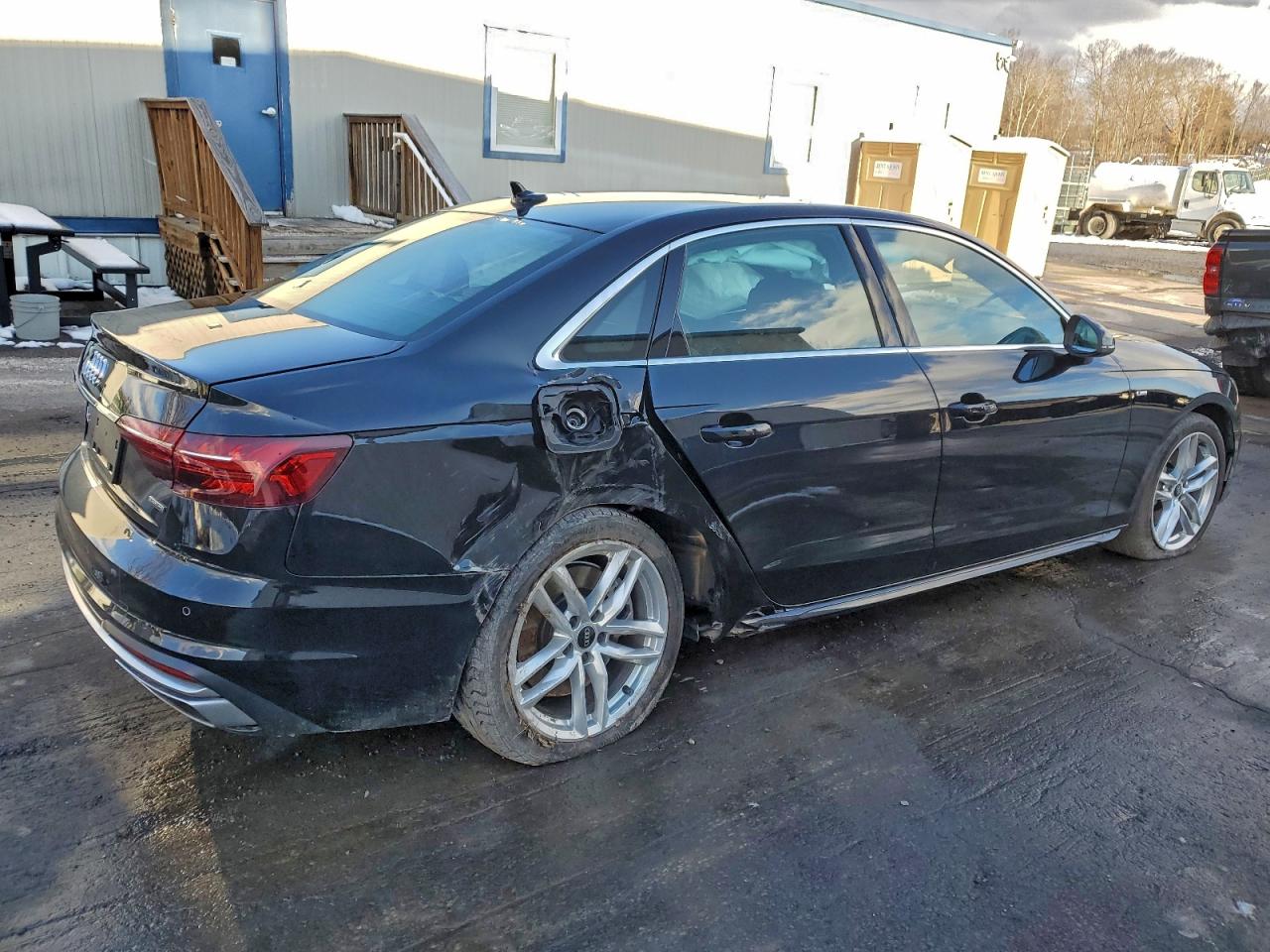 2022 Audi A4 Premium 45 VIN: WAUDAAF49NN002268 Lot: 94431085