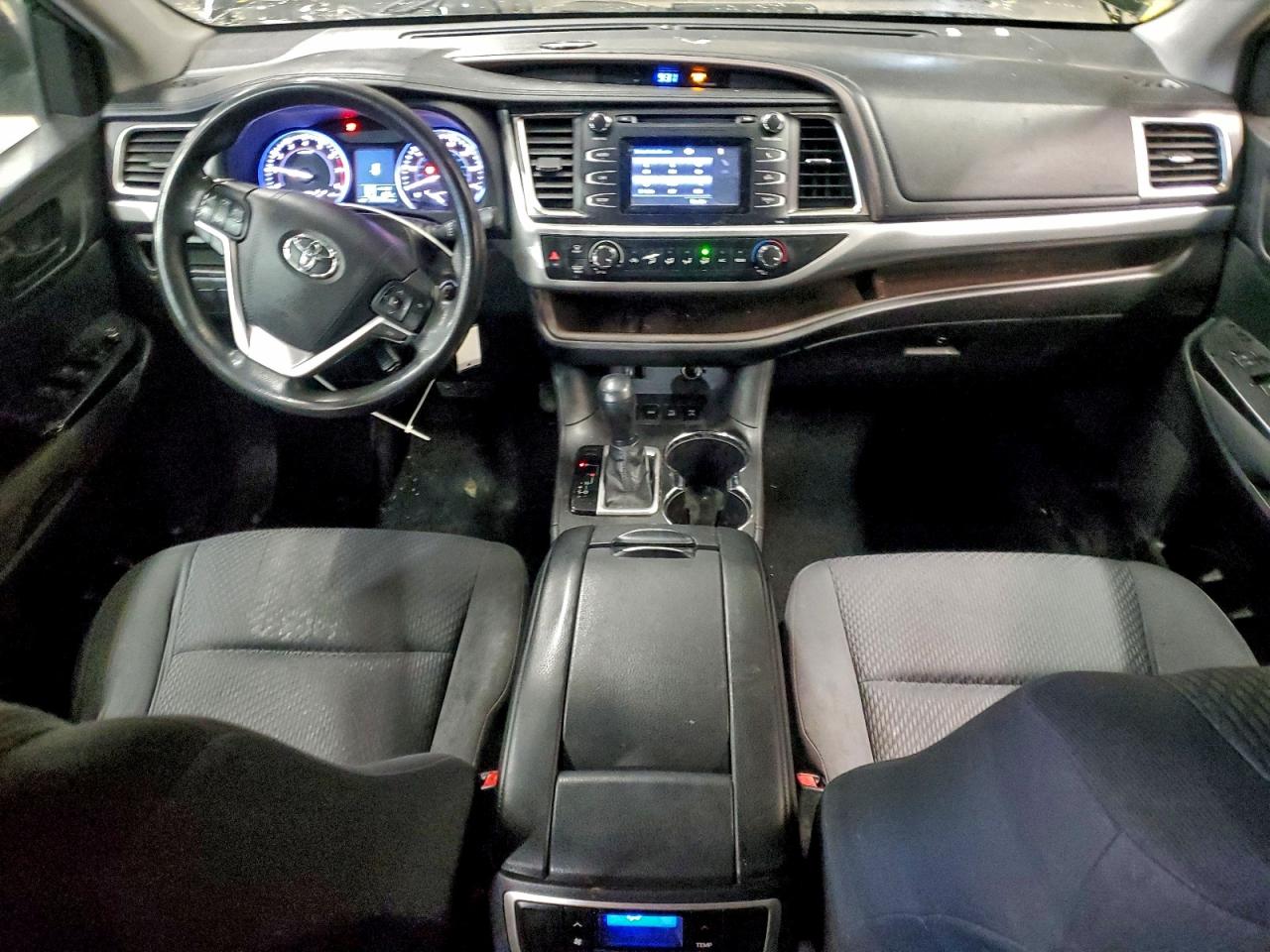 2015 Toyota Highlander Le VIN: 5TDBKRFHXFS145427 Lot: 96760045