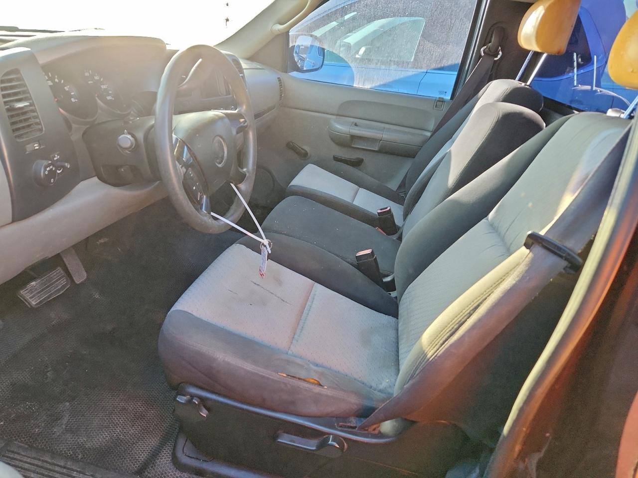 2009 Chevrolet Silverado C1500 VIN: 1GCEC14X09Z101221 Lot: 93400975