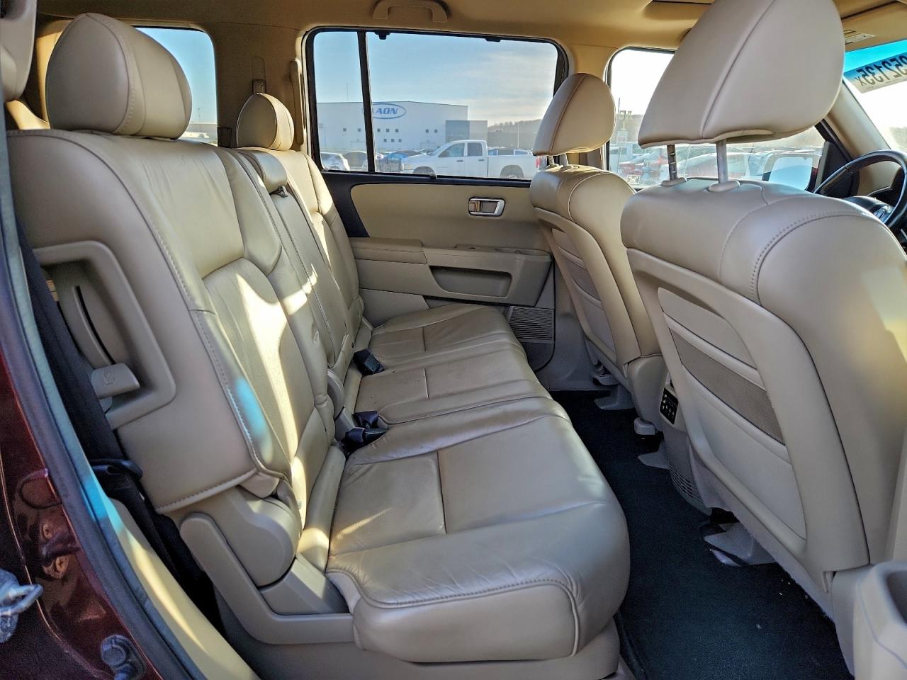 2011 Honda Pilot Touring VIN: 5FNYF4H99BB095724 Lot: 96252135