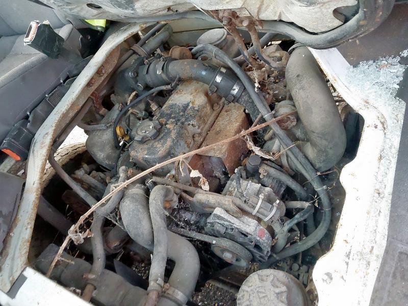 2001 NISSAN CABSTAR E90 SWB 