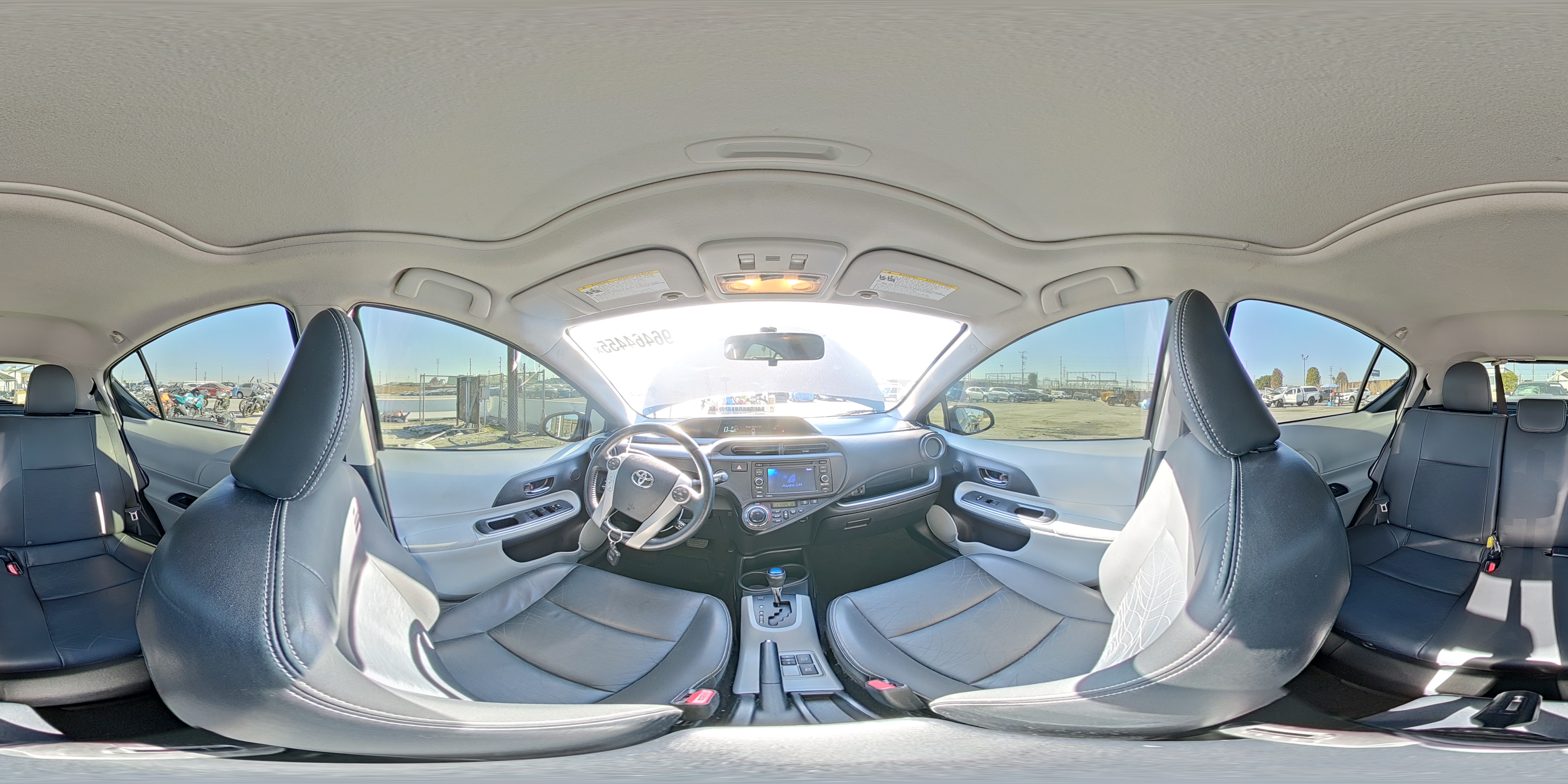 2014 Toyota Prius C VIN: JTDKDTB36E1083067 Lot: 96464455