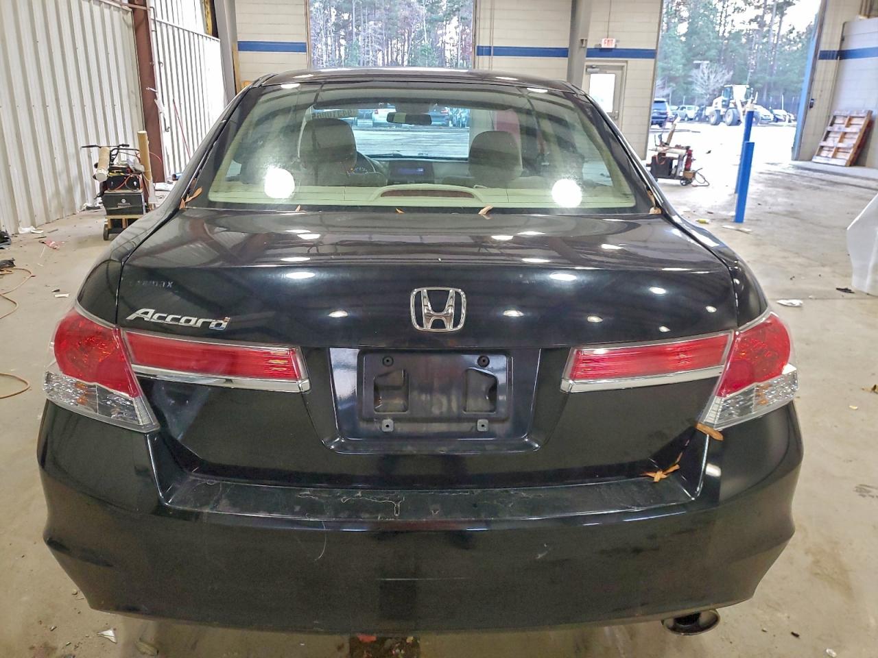 2011 Honda Accord Lx VIN: 1HGCP2F38BA022977 Lot: 94310865