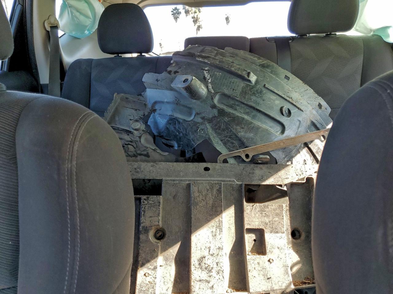 2016 Nissan Rogue S VIN: KNMAT2MT3GP699363 Lot: 95995575