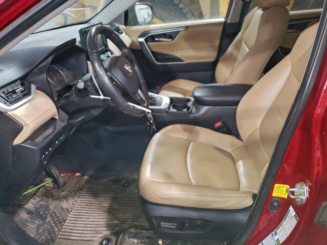 2021 Toyota Rav4 Xle Premium VIN: 2T3A1RFV5MW180411 Lot: 96120485