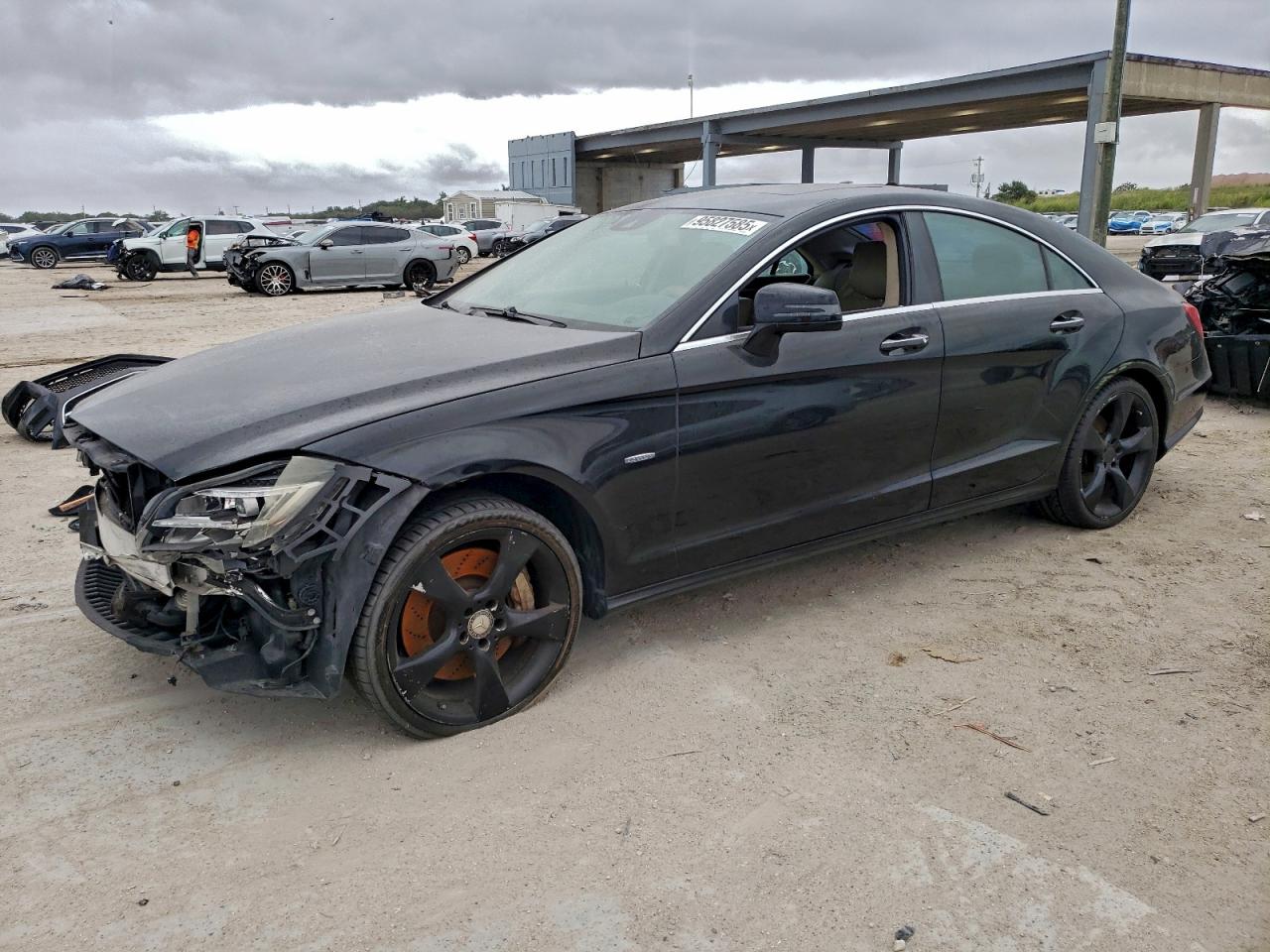 Фото: WDDLJ7DBXCA015429