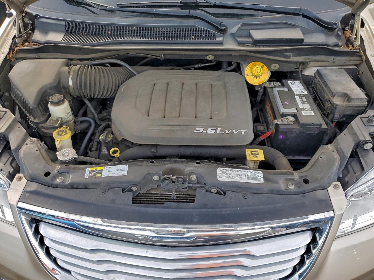 2014 Chrysler Town & Country Touring VIN: 2C4RC1BG3ER211012 Lot: 95010005