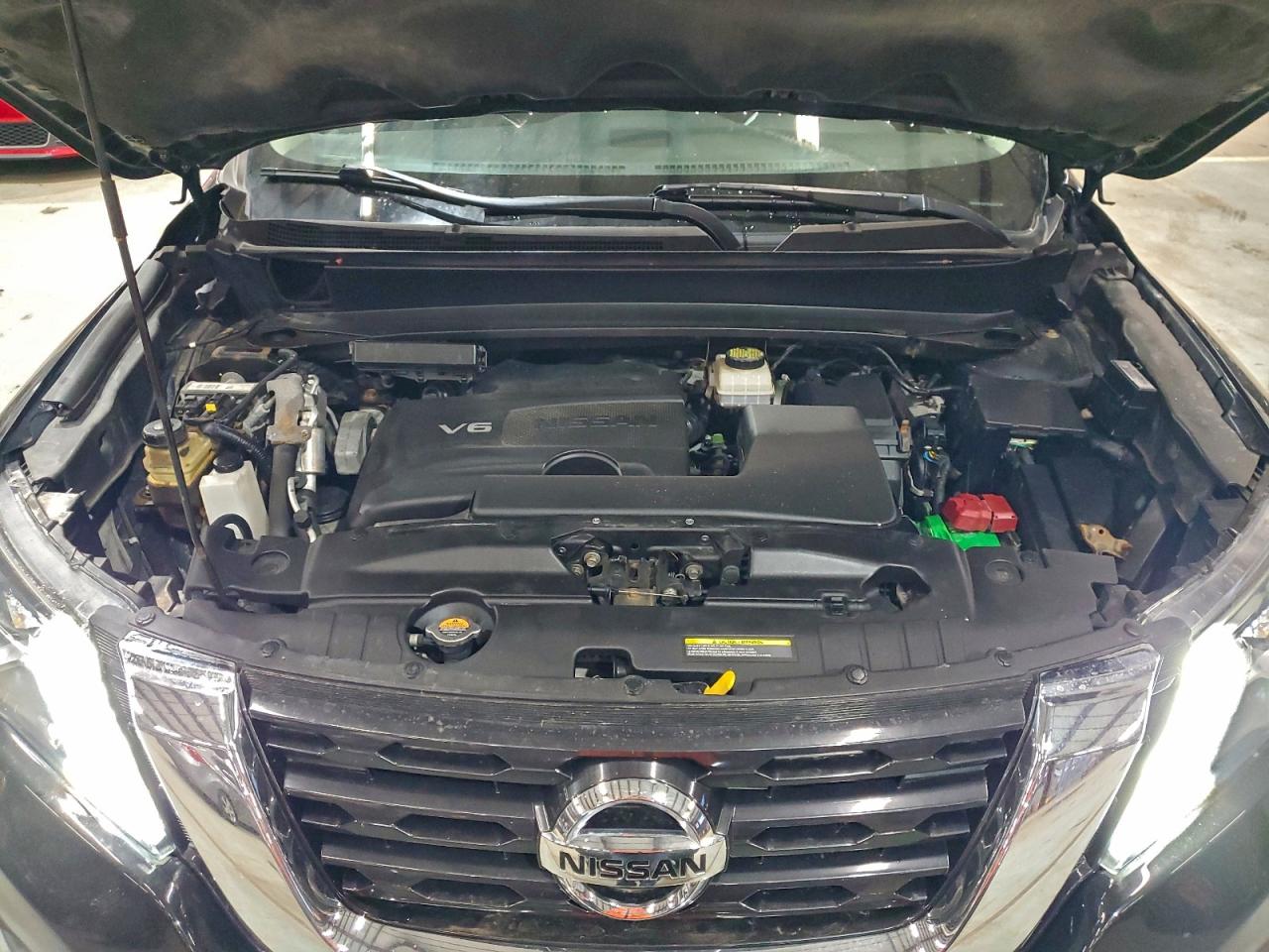 2018 Nissan Pathfinder S VIN: 5N1DR2MM1JC653710 Lot: 95030075