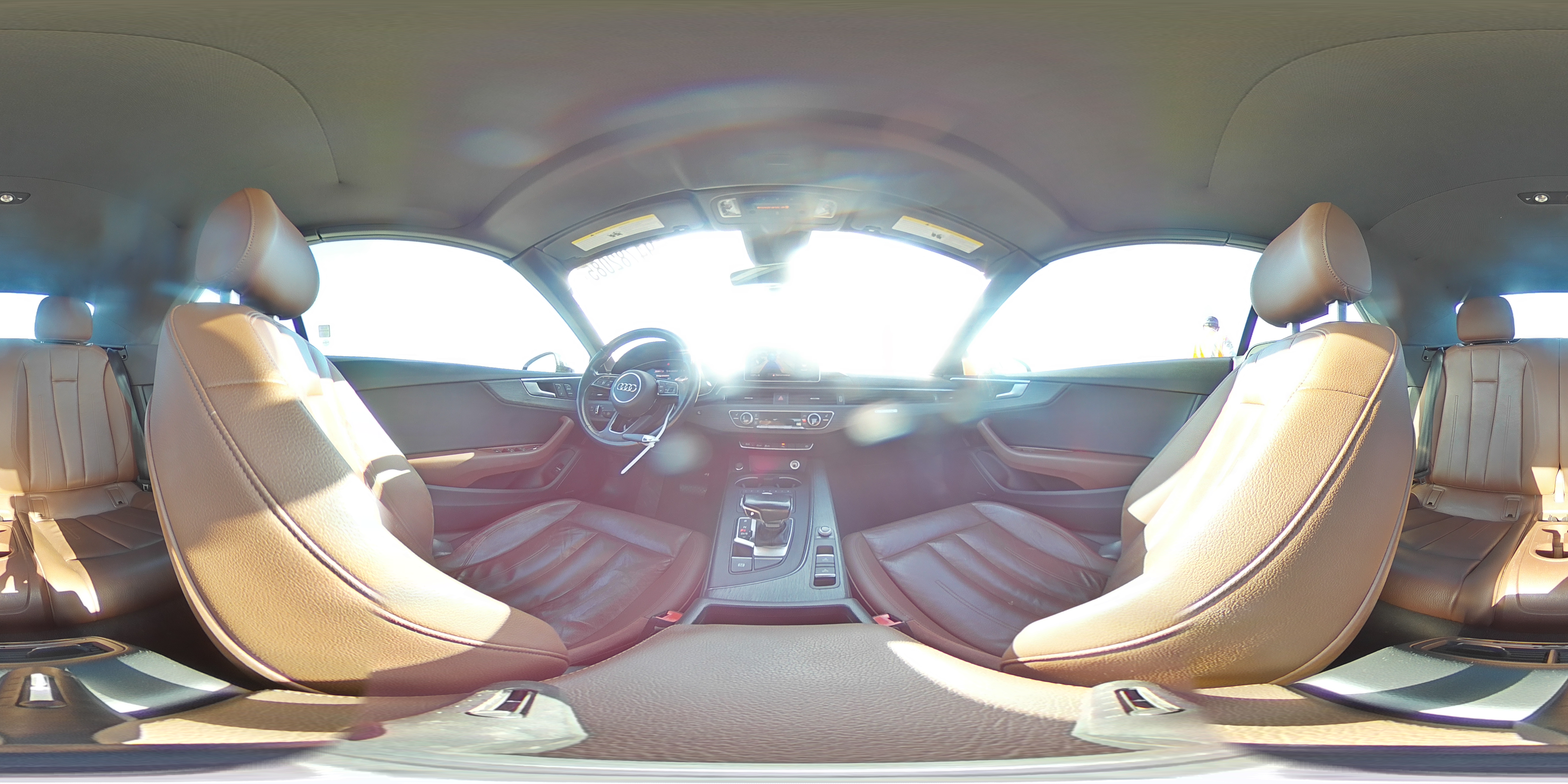 Фото: WAUYNGF58JN006100