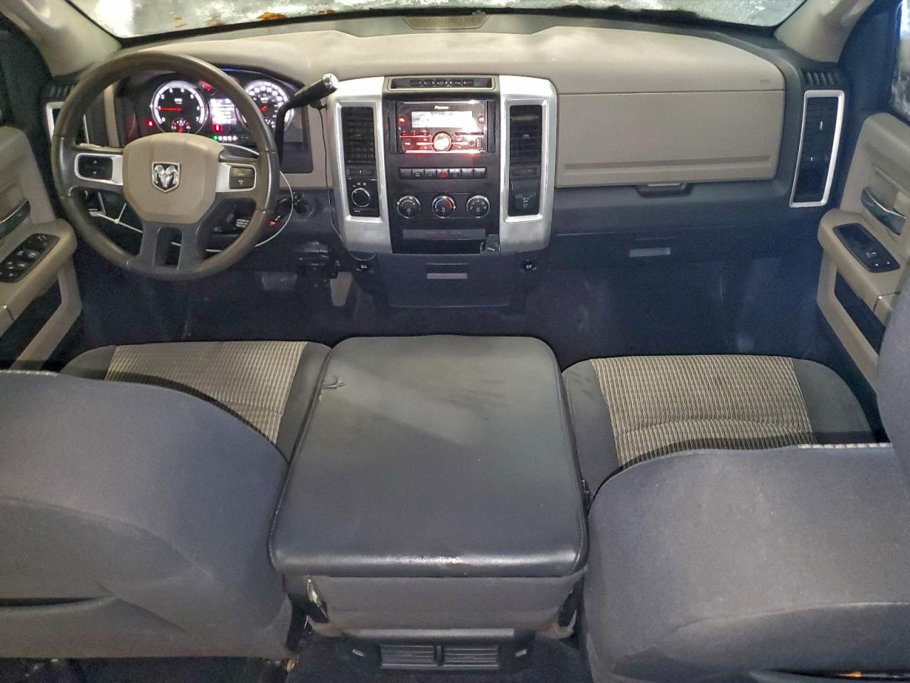 2009 Dodge Ram 1500 VIN: 1D3HV13T19S717547 Lot: 95804295