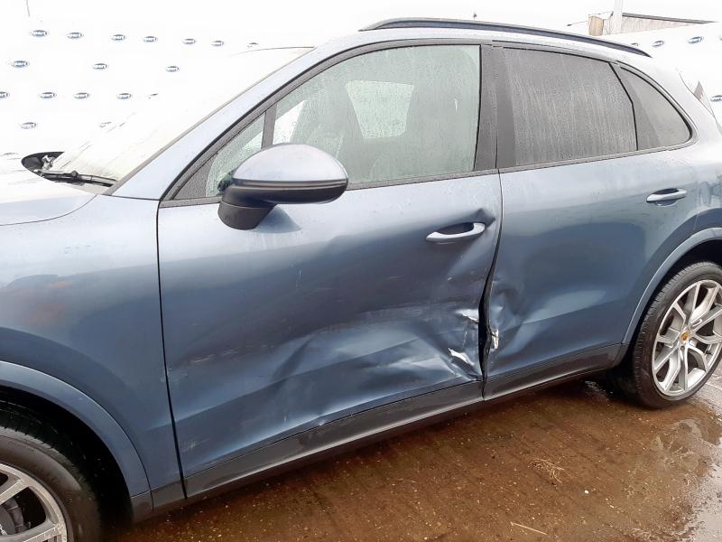 2018 PORSCHE CAYENNE 5DR TIPTRONIC S