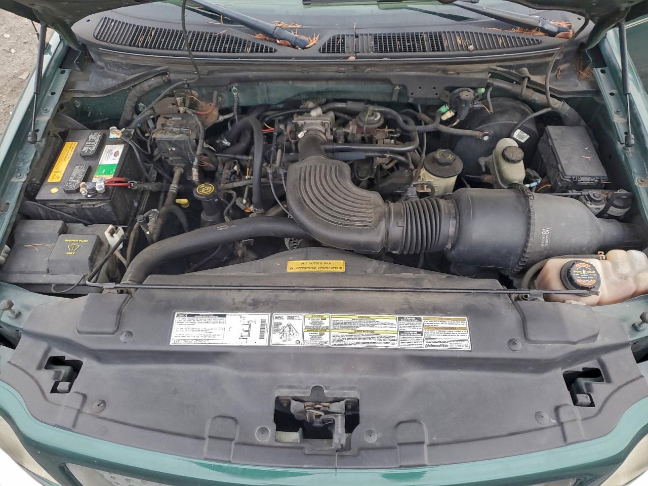 2000 Ford F150 VIN: 1FTRX17L3YNA20296 Lot: 92928985