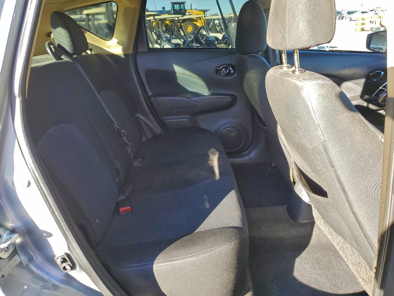 2015 Nissan Versa Note S VIN: 3N1CE2CP9FL415500 Lot: 95692495