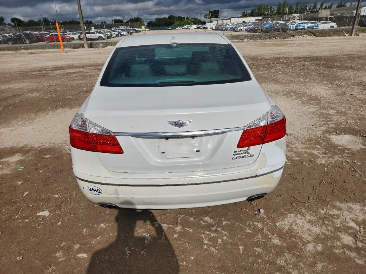 2011 Hyundai Genesis 3.8L VIN: KMHGC4DE2BU132154 Lot: 95239205