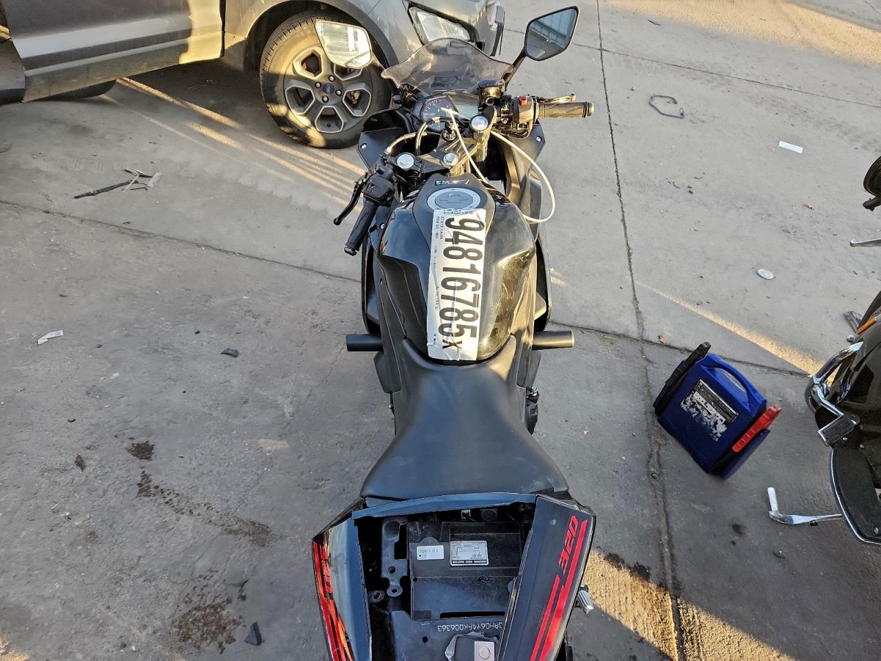 2015 Yamaha Yzfr3 VIN: MH3RH06Y4FK006363 Lot: 94816785